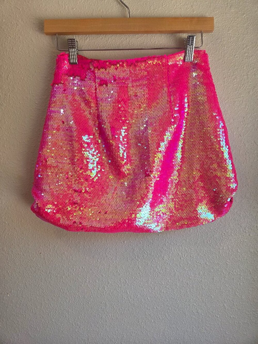 Superdown Pink Sequin Mini Skirt Womens Small Hot Pink Iridescent Party Club